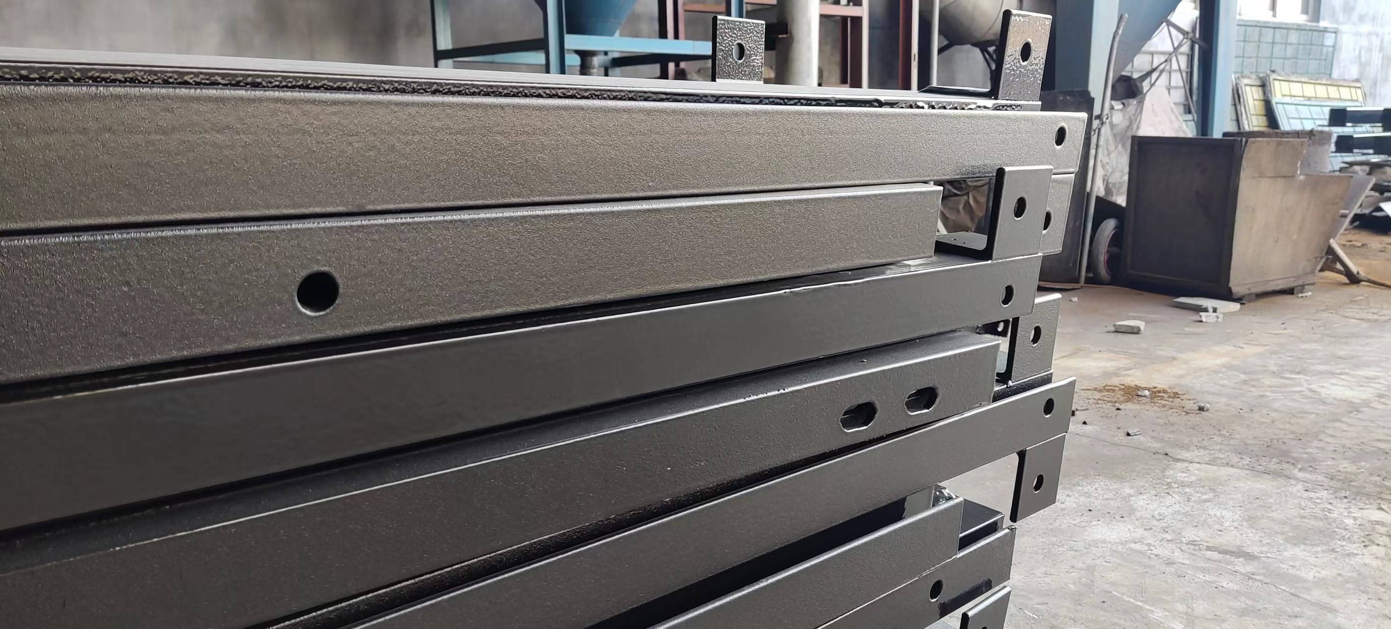 1756285574208239.jpg 聚脲梁.jpg